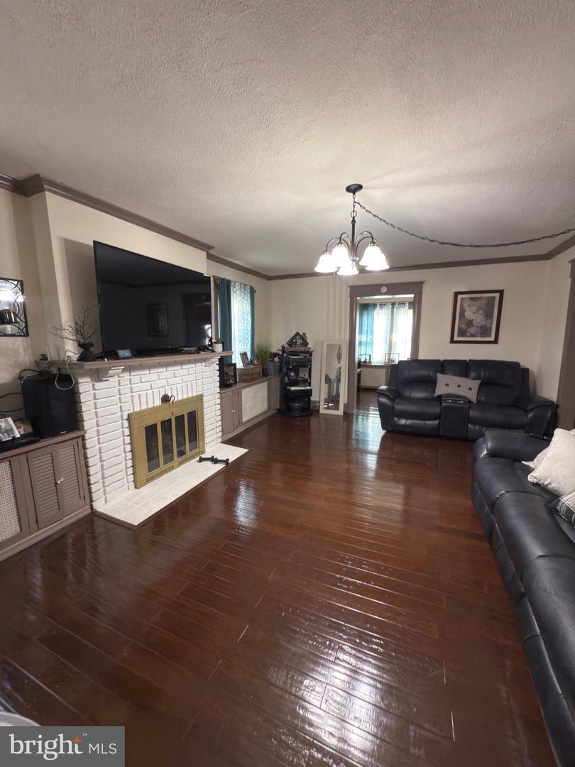 6 S Los Robles Ct Property Photo 17