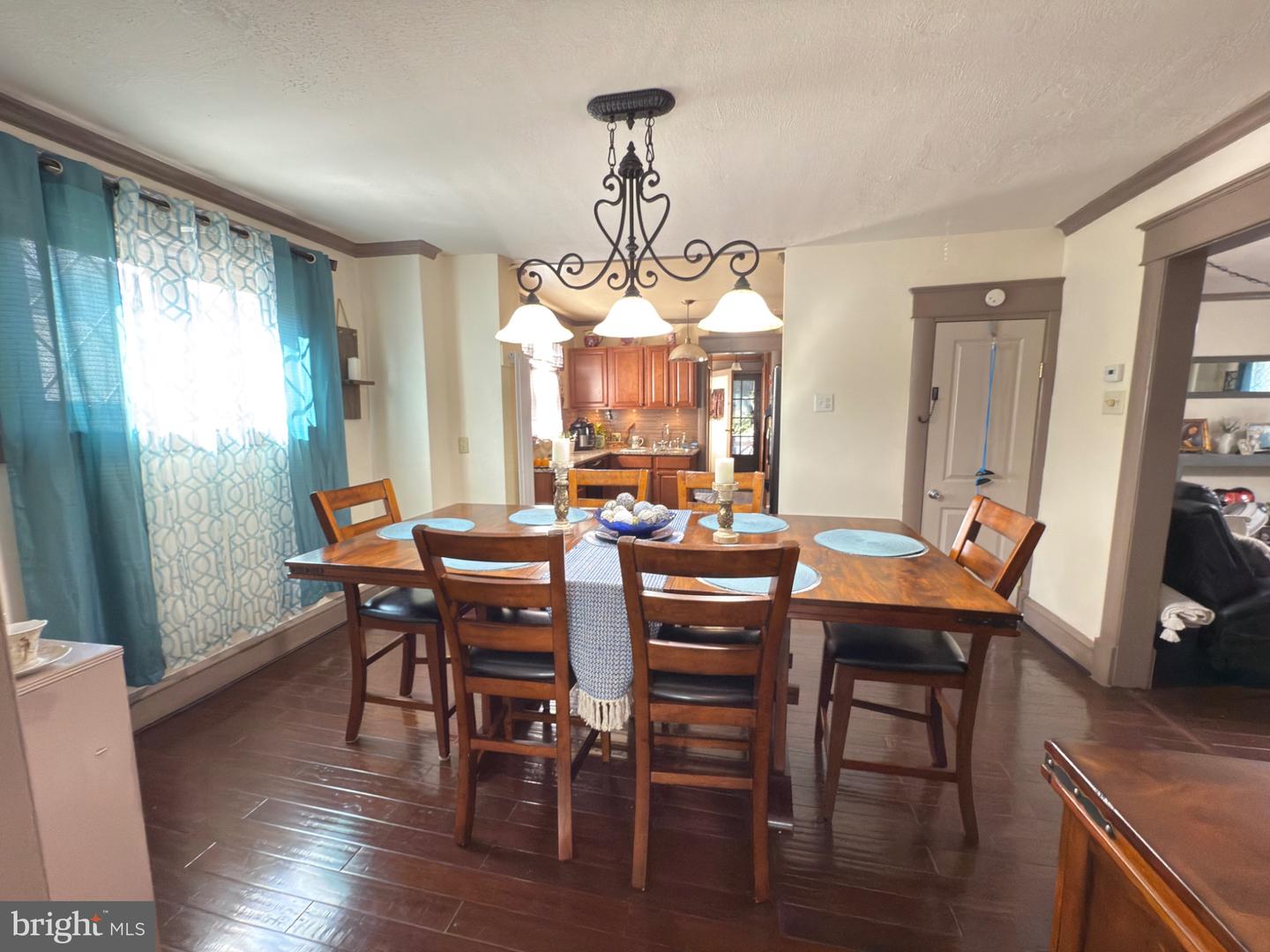 6 S Los Robles Ct Property Photo 21