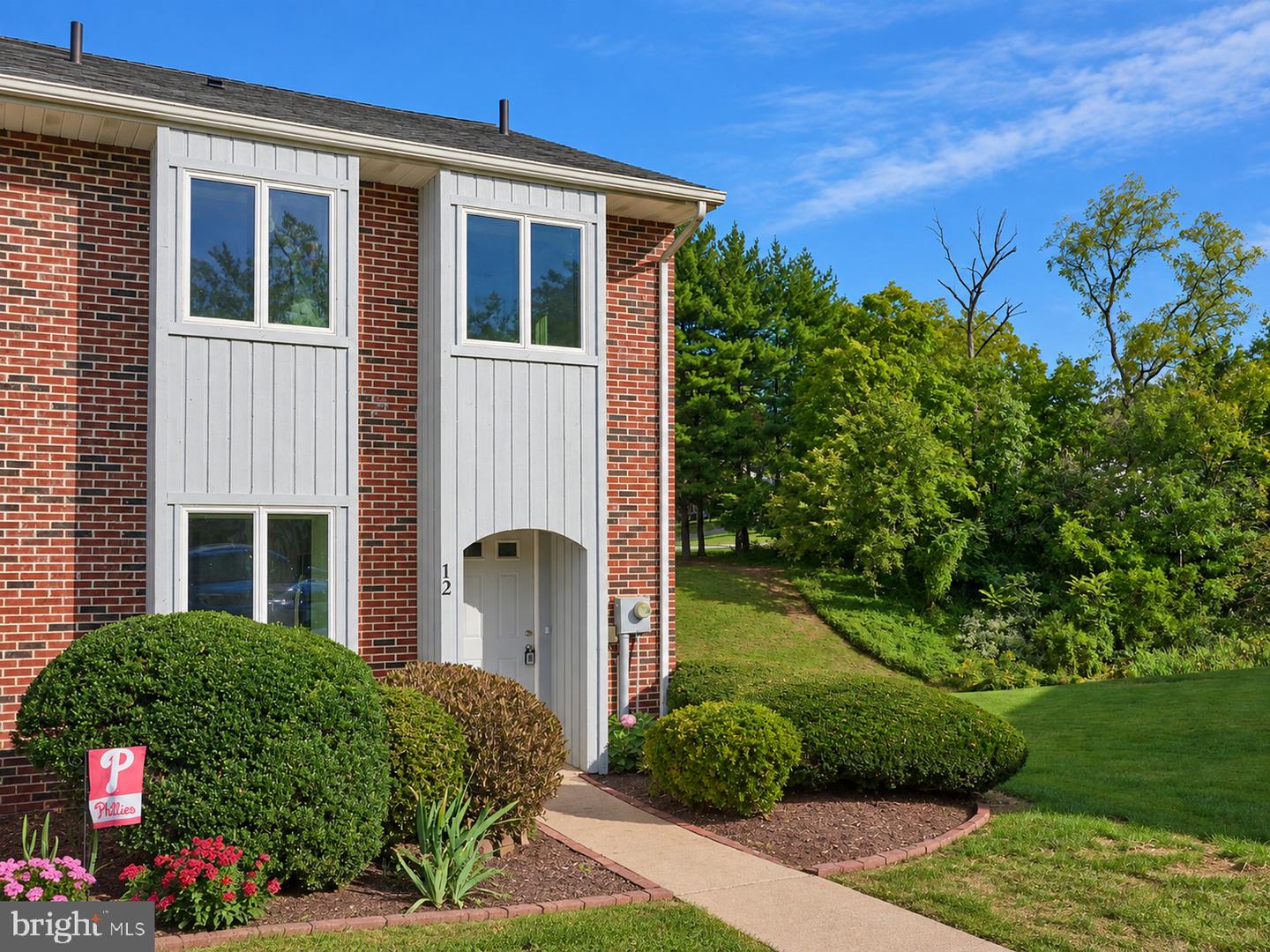 12 Lenape Ln Property Photo 1