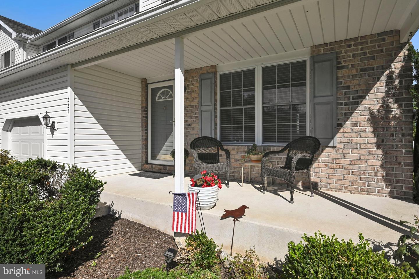 351 Oneida Dr Property Photo 6