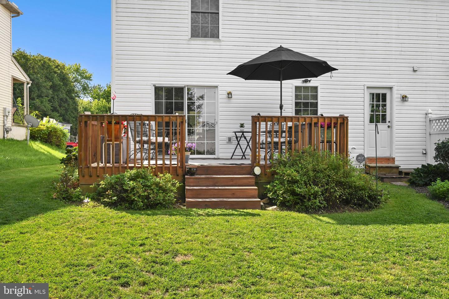 351 Oneida Dr Property Photo 17