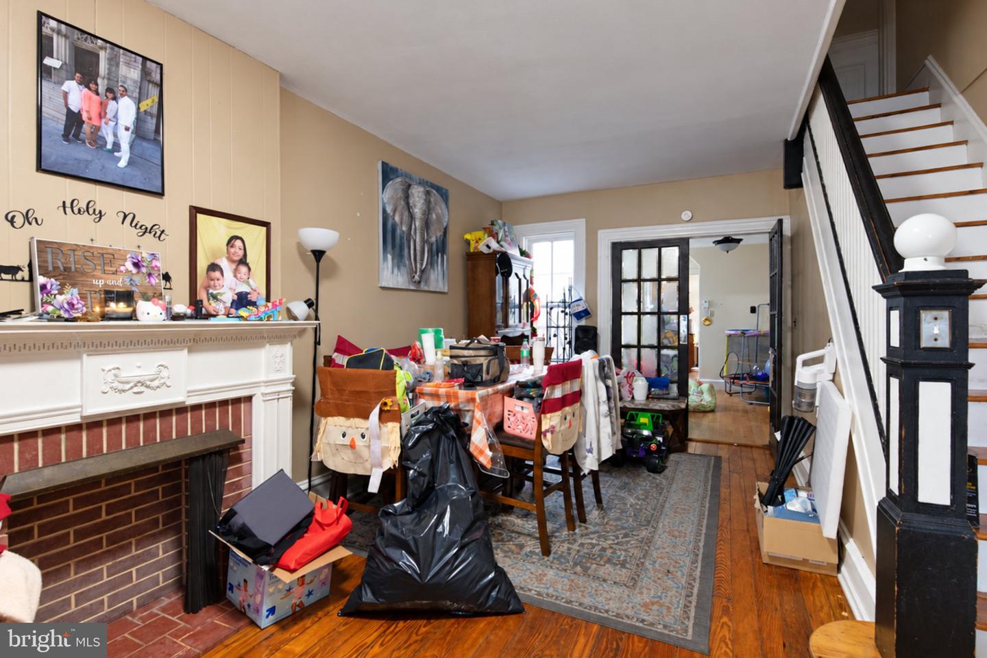533 Laurel St Property Photo 5
