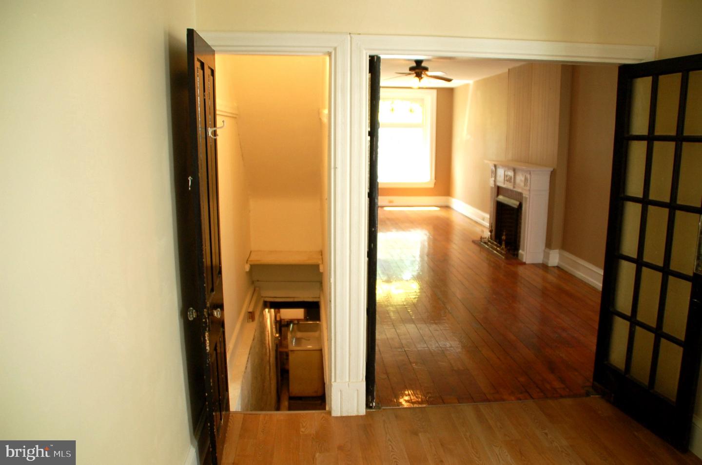 533 Laurel St Property Photo 11