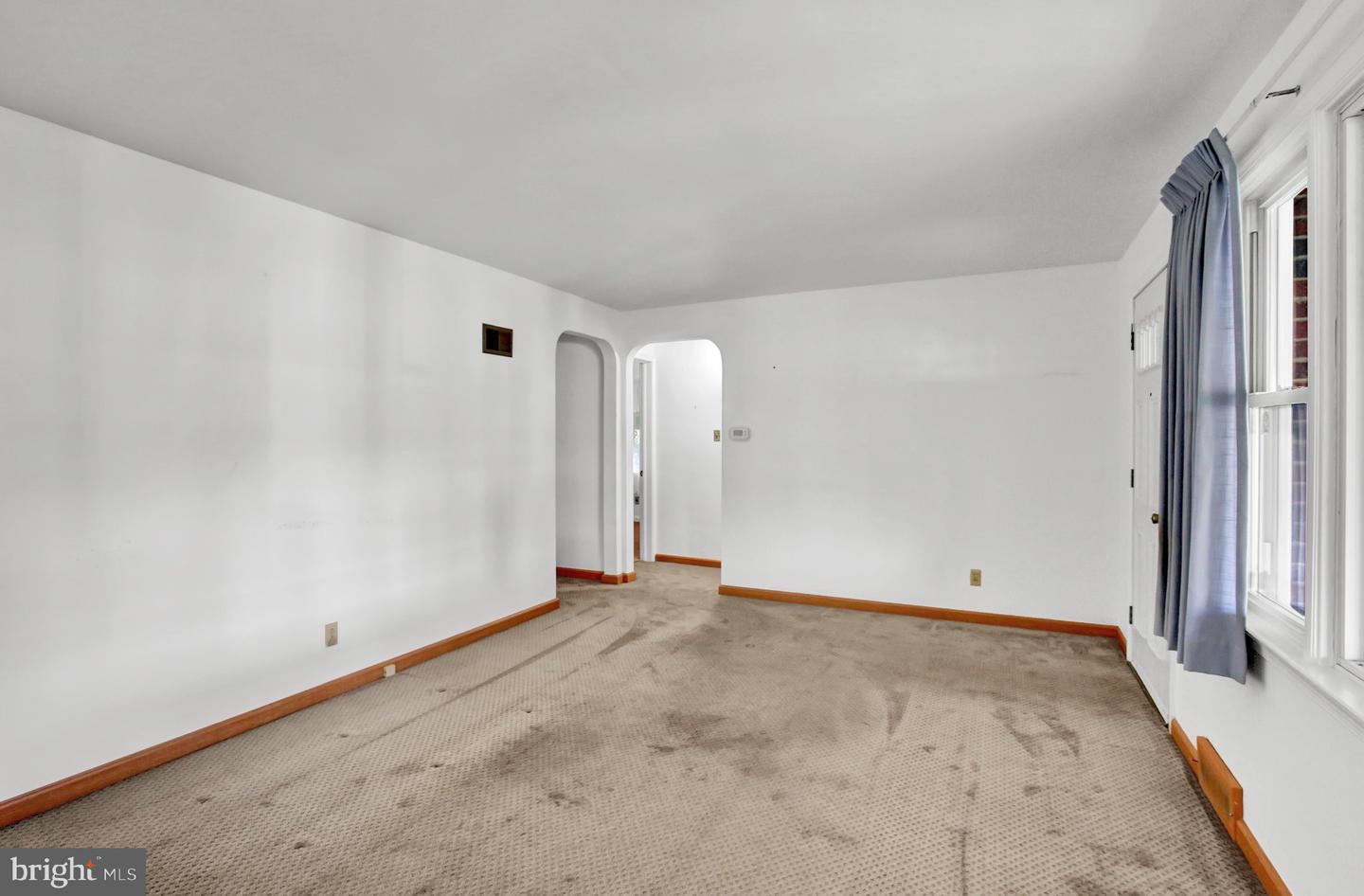 48 Keppel Ave Property Photo 10