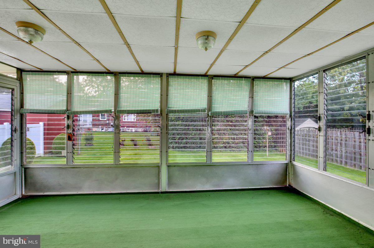 48 Keppel Ave Property Photo 21