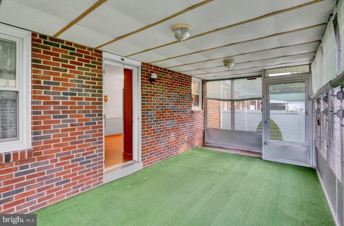48 Keppel Ave Property Photo 22