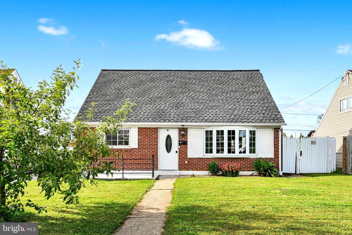 807 Tuckerton Ave Property Photo 1