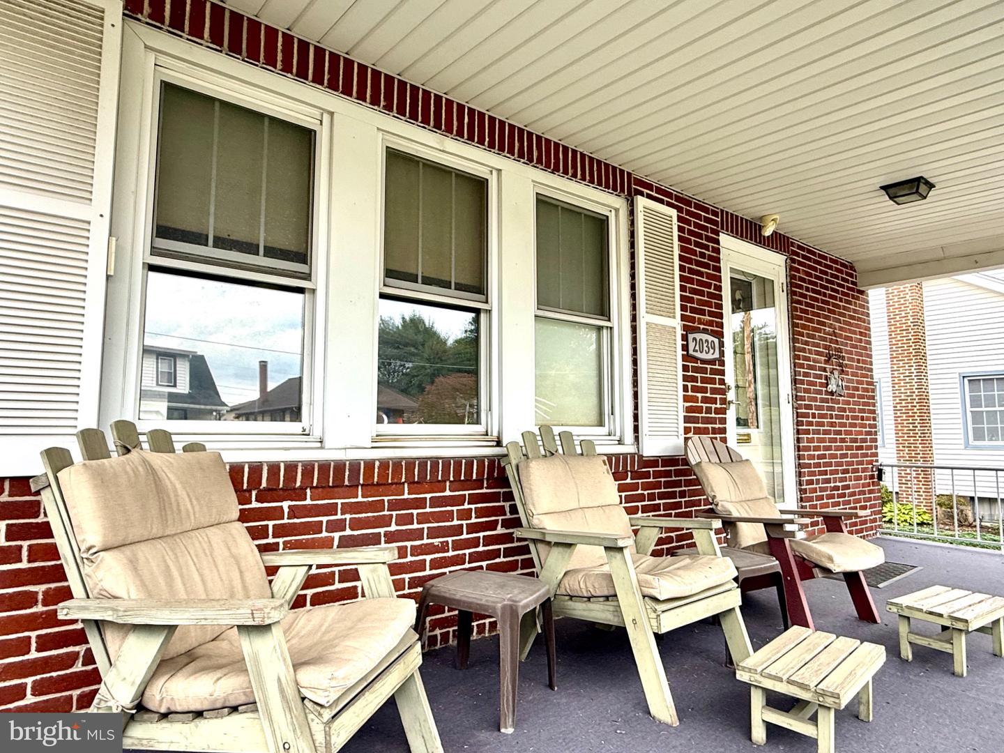 2039 Reading Ave Property Photo 7