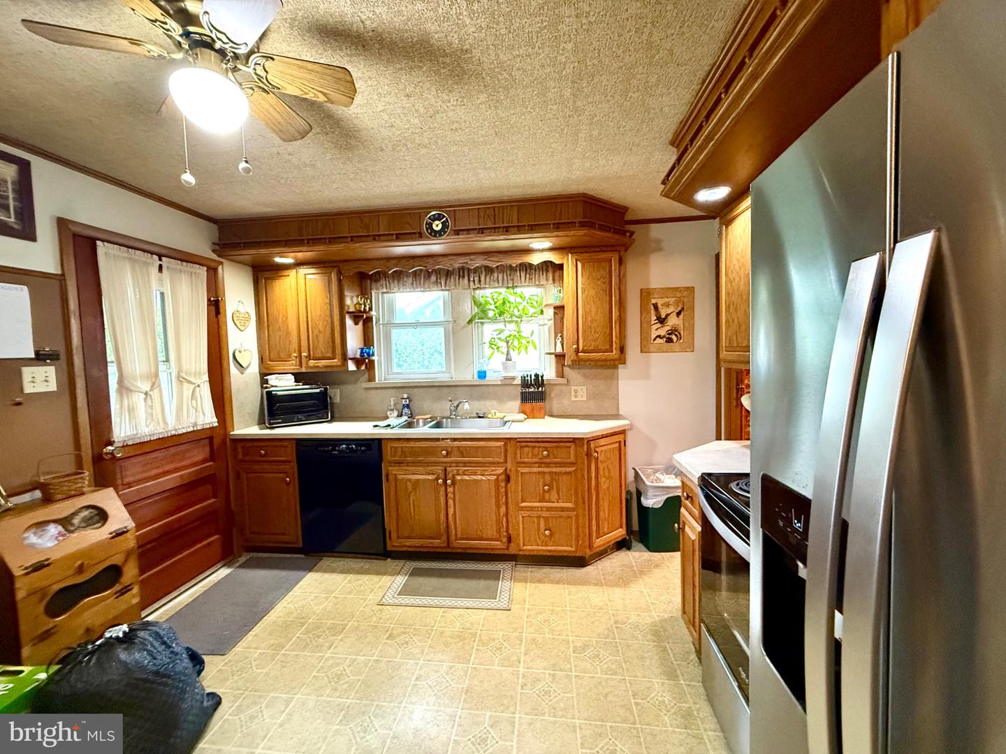 2039 Reading Ave Property Photo 13