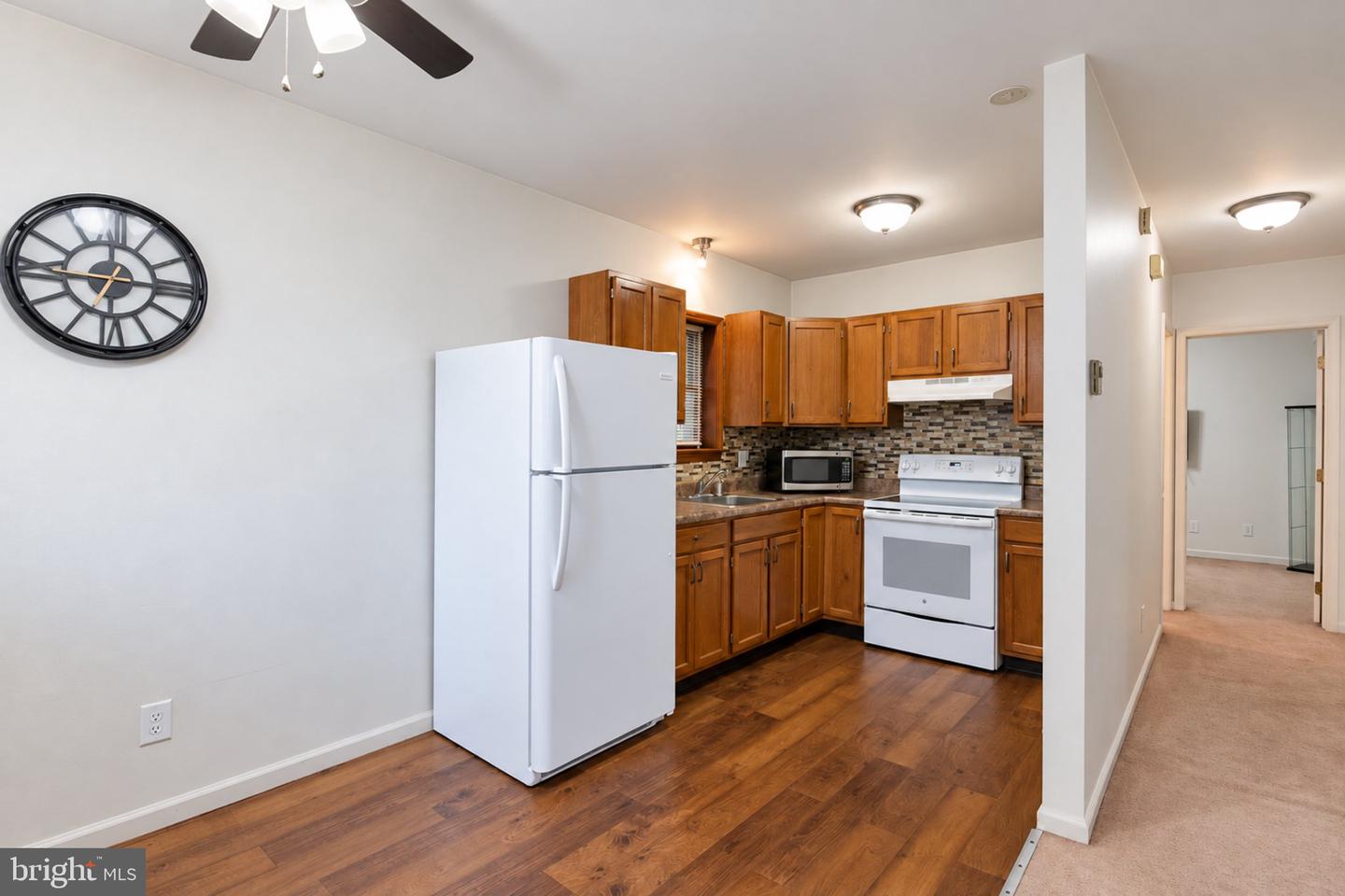 3425 Marion St Property Photo 17