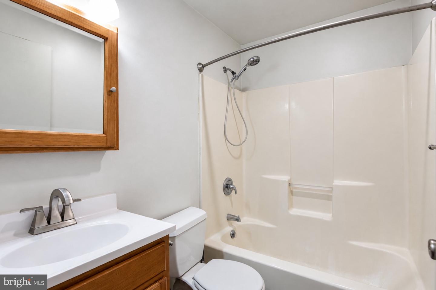 3425 Marion St Property Photo 22