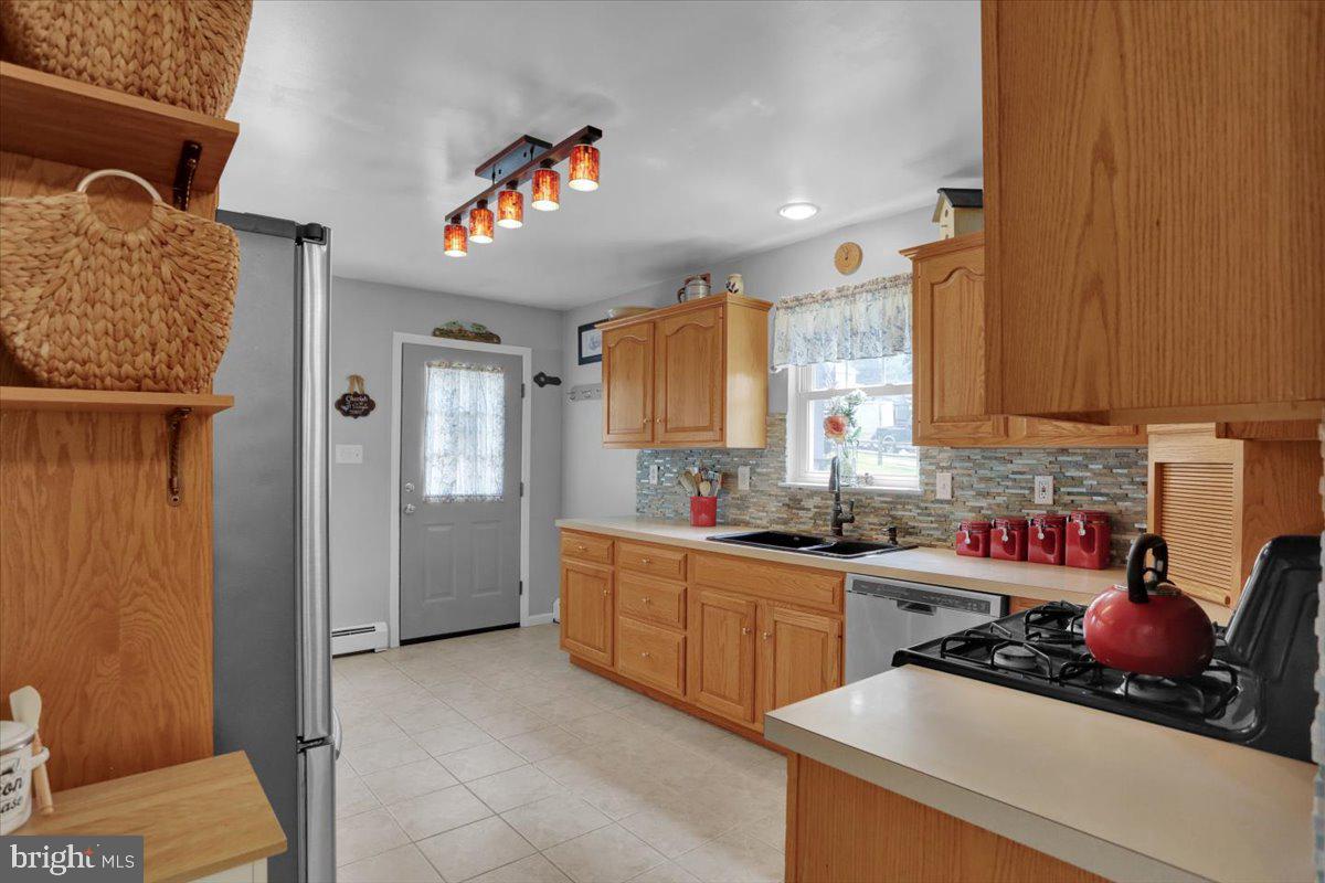 3501 Chestnut St Property Photo 12