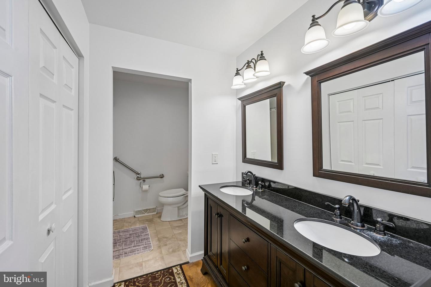 PABK2078986 Property Photo 23