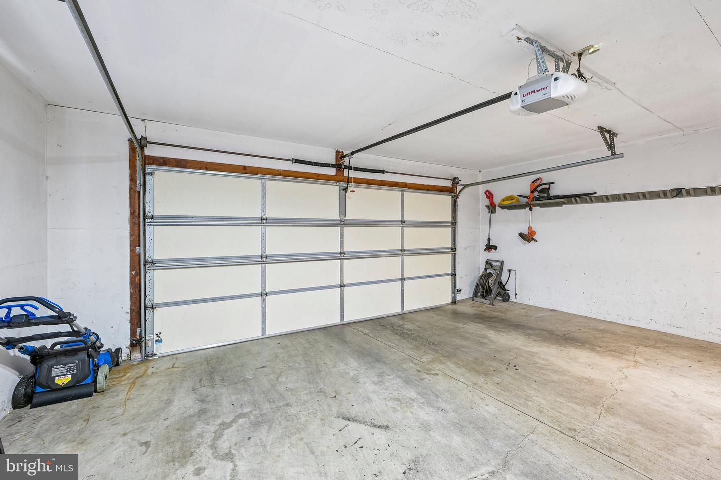 PABK2078986 Property Photo 25