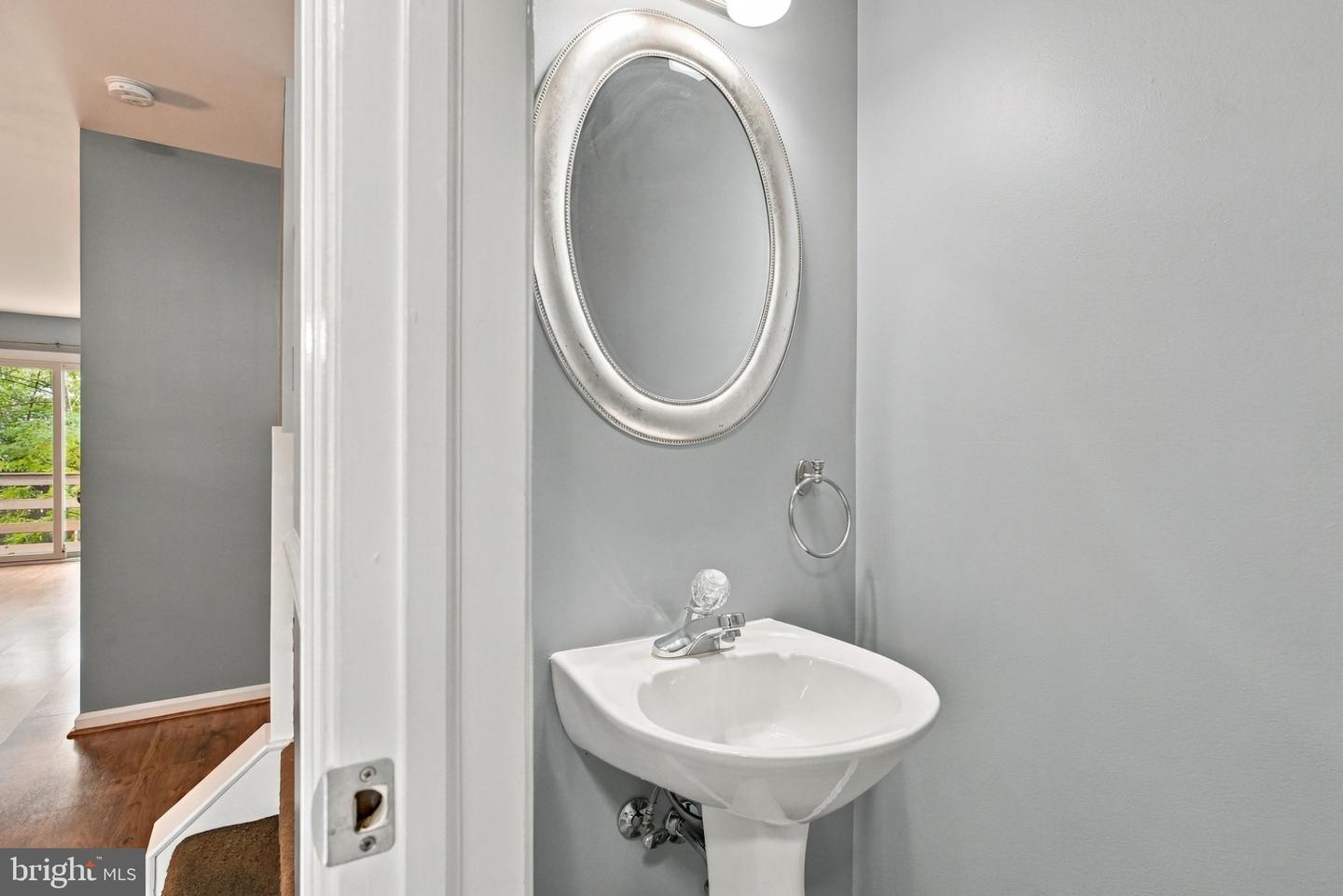 1058 Fredrick Blvd Property Photo 15