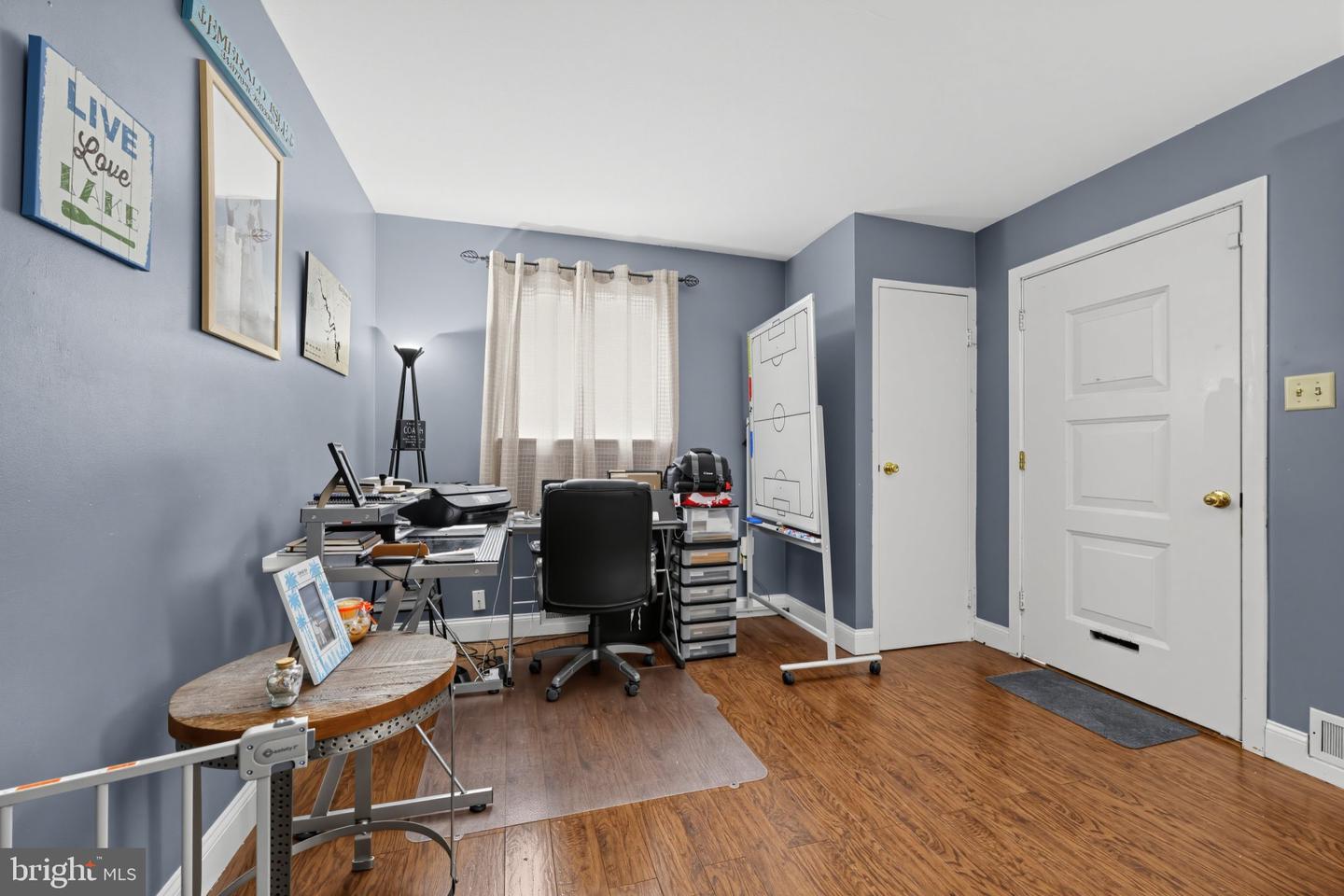 2142 Reading Blvd Property Photo 6