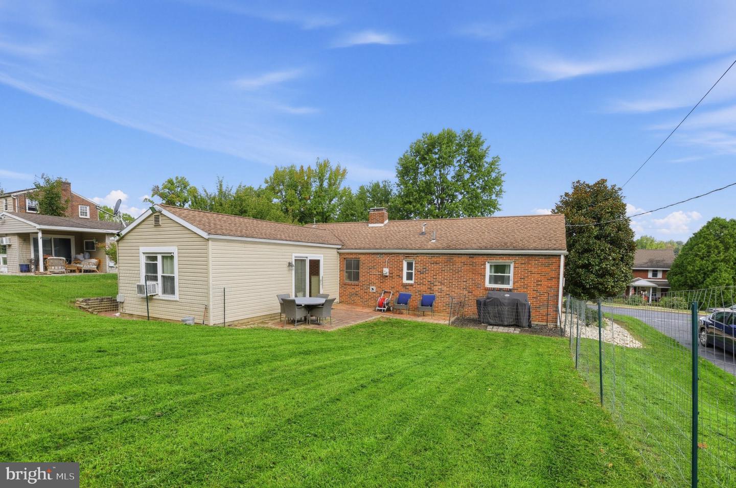 2142 Reading Blvd Property Photo 23