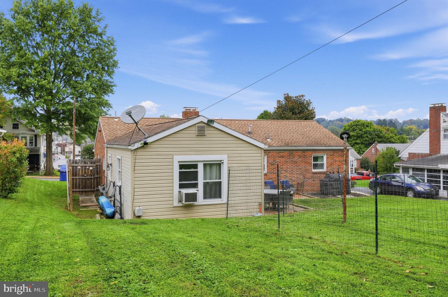 2142 Reading Blvd Property Photo 26
