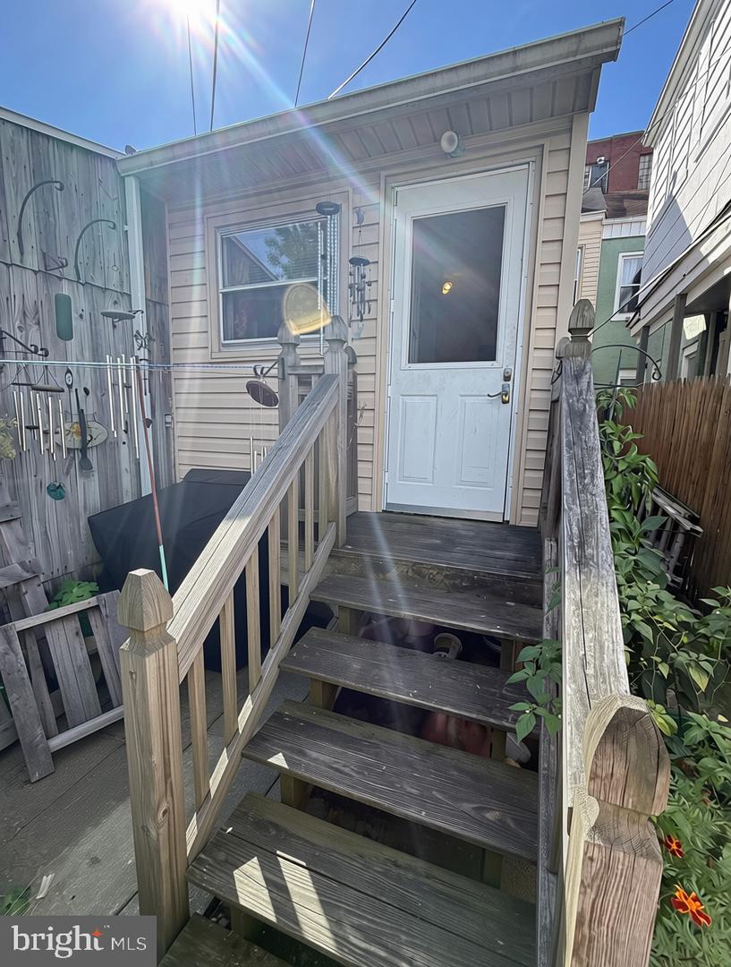 923 Cotton St Property Photo 13