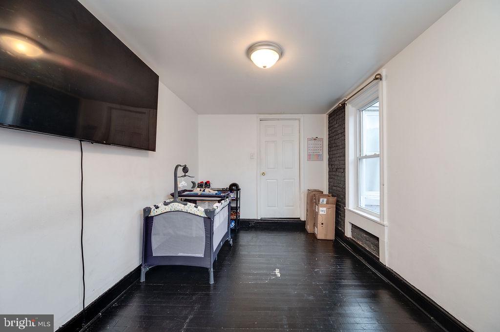 229 Cedar St St Property Photo 15