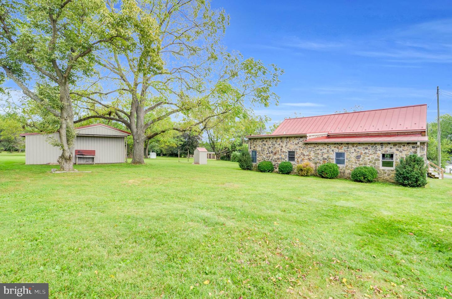 3390 Mountain Rd Property Photo 6