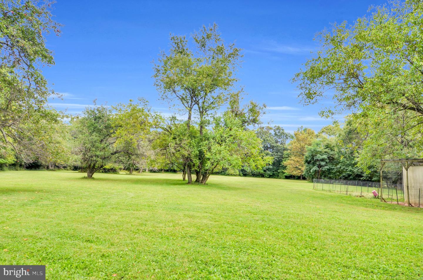 3390 Mountain Rd Property Photo 7