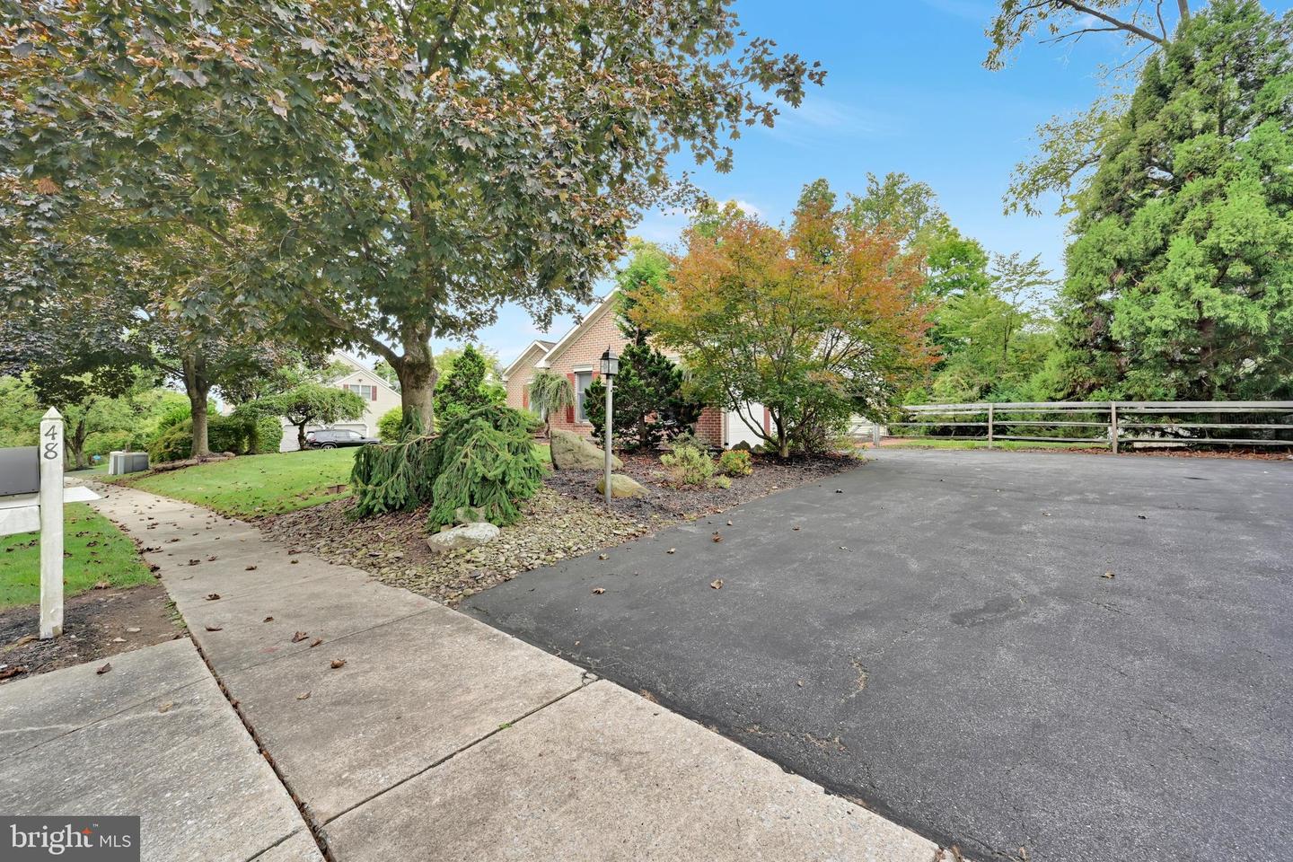 48 Kinsey Hill Dr Property Photo 6