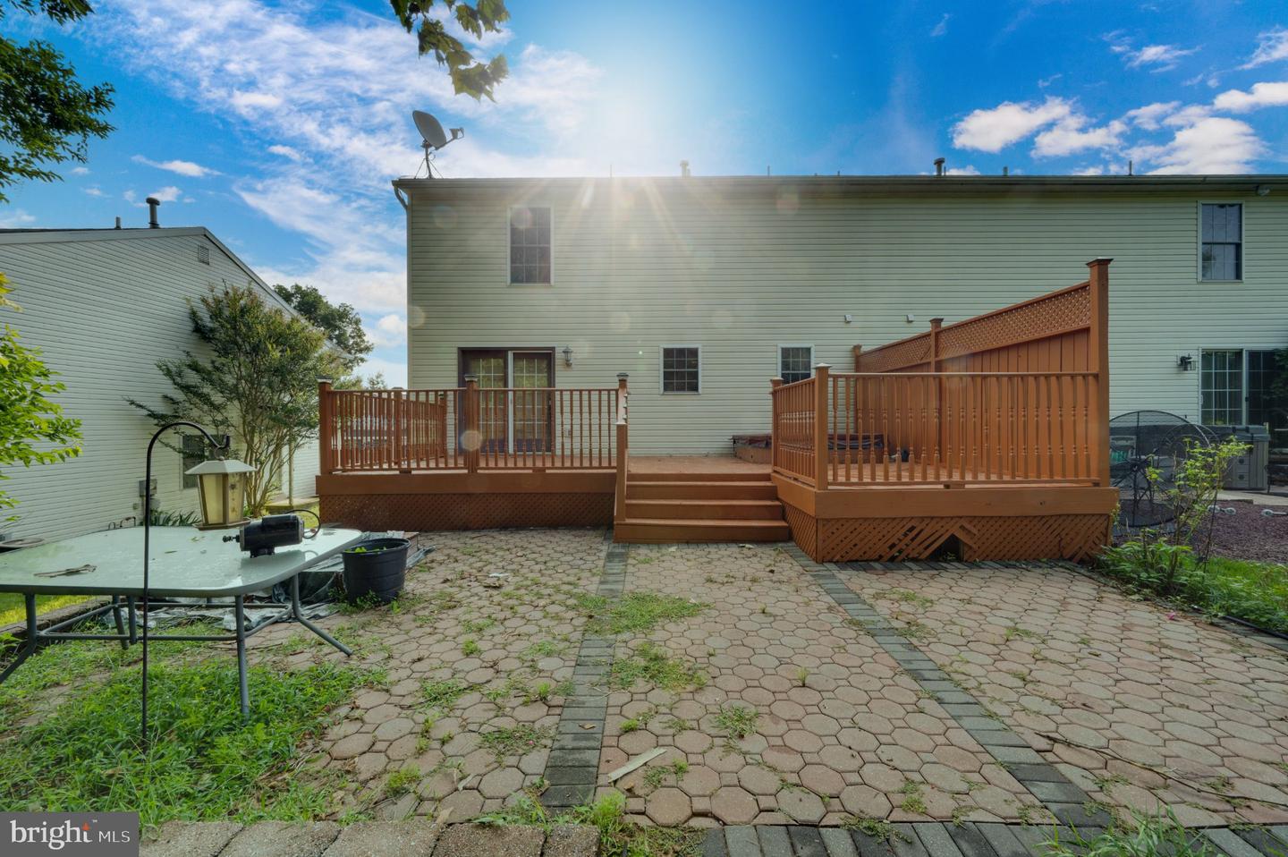 612 Frederick St Property Photo 4
