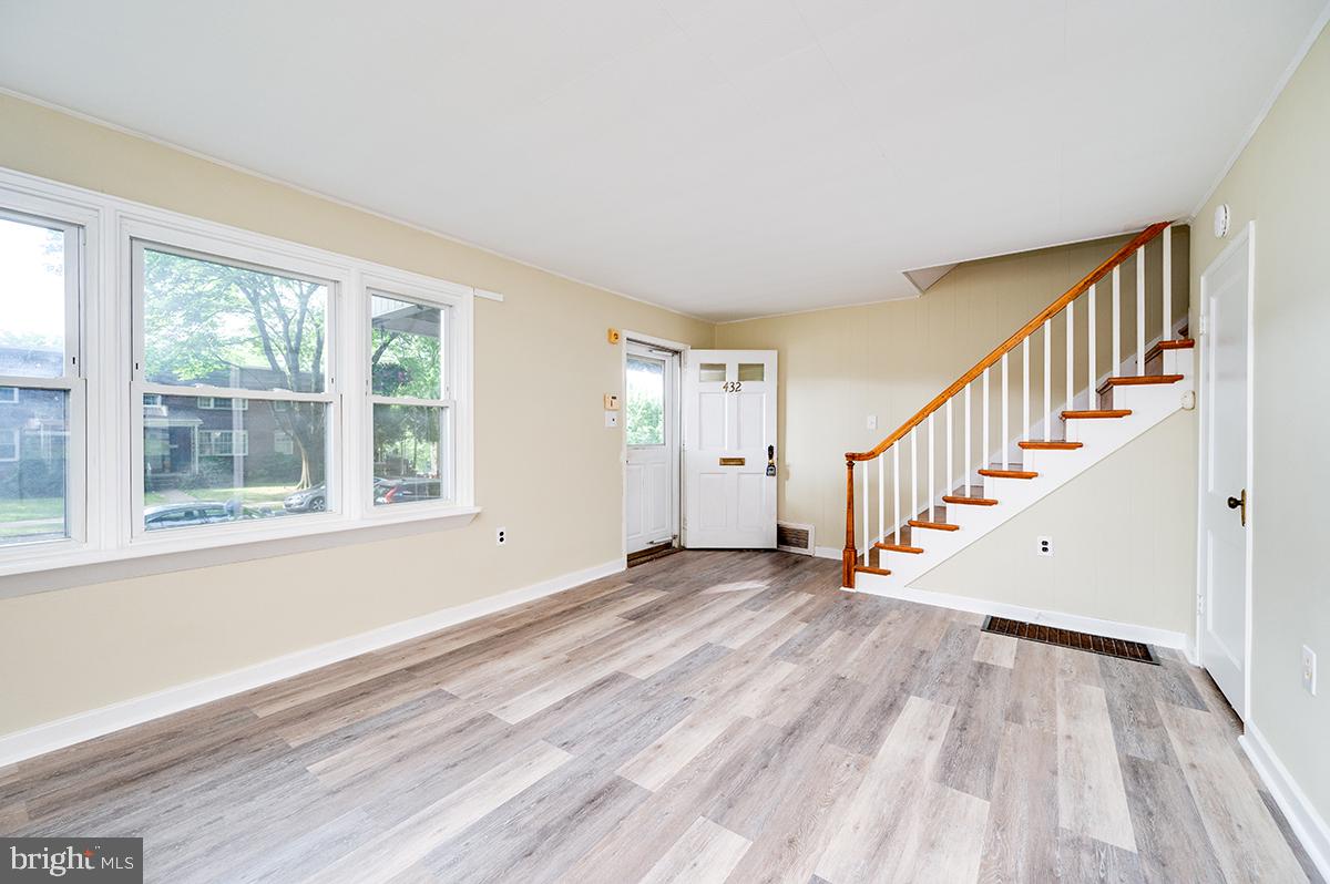 432 Sycamore Rd Property Photo 4