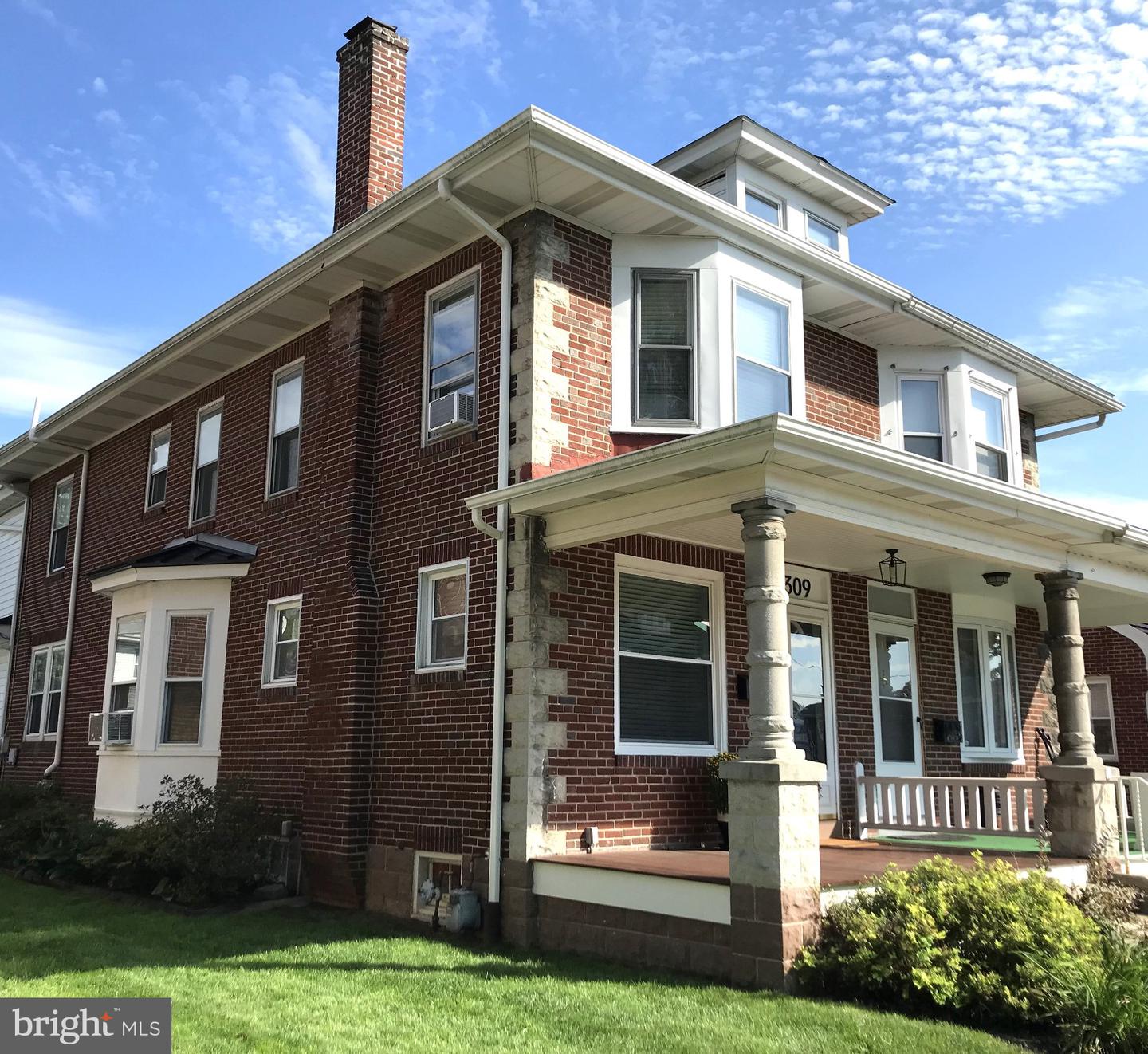 309 Telford Ave Property Photo 2