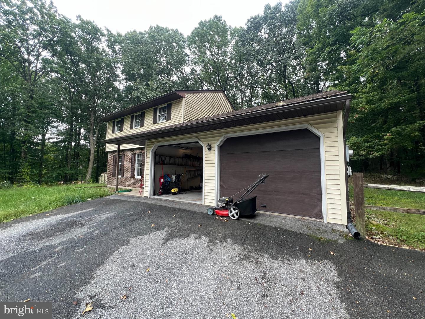 162 Stitzer Rd Property Photo 2