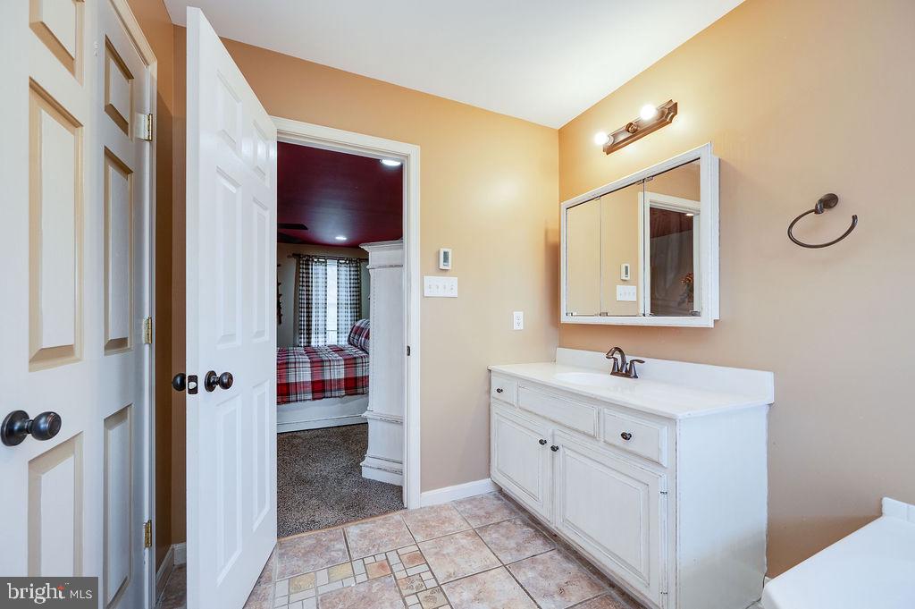 826 Bossler Rd Property Photo 38