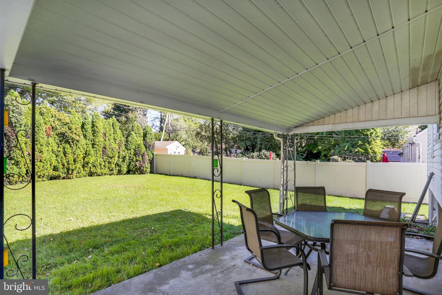 1123 Sheridan St Property Photo 4
