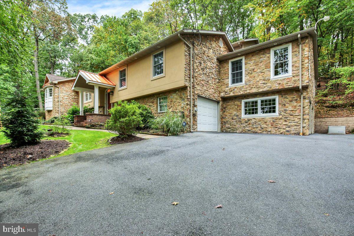 45 Kutz Rd Property Photo 1