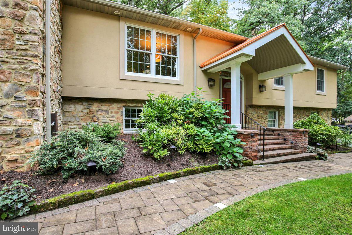 45 Kutz Rd Property Photo 2
