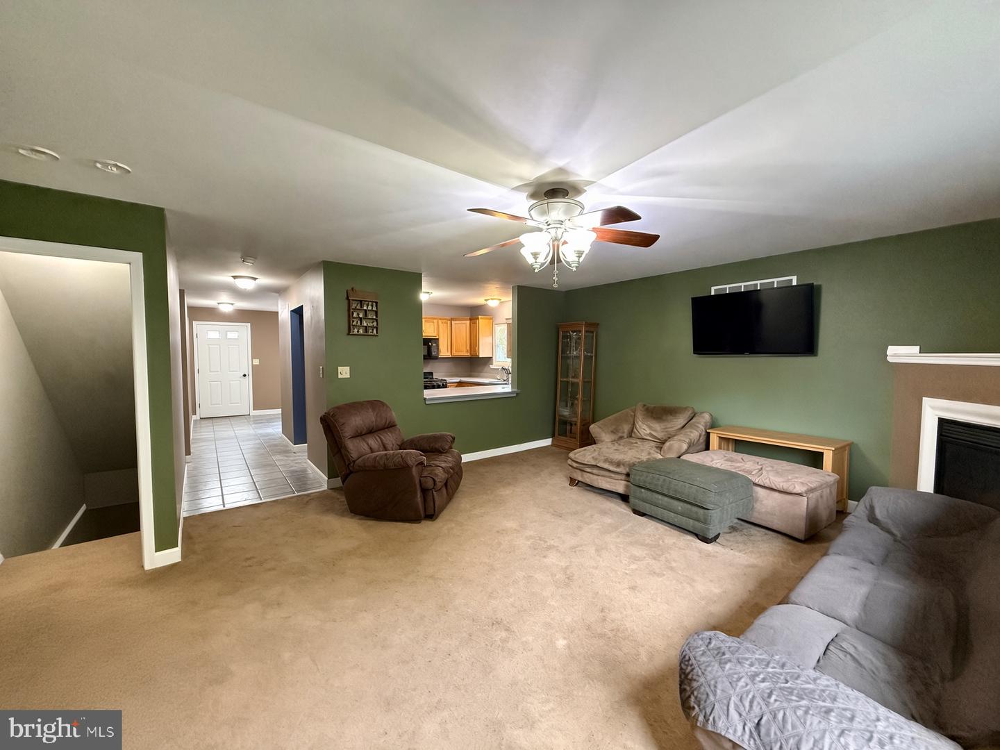 748 Golden Dr Property Photo 10