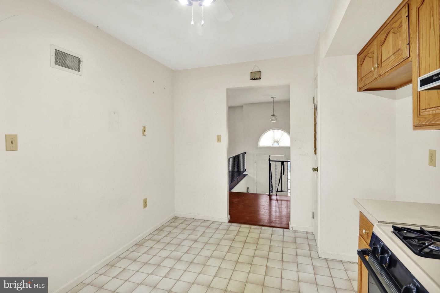 200 Fairway Dr Property Photo 13