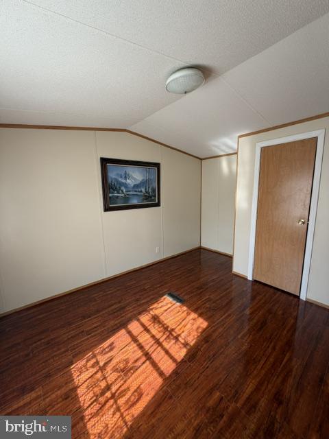 6 Green Acres Rd Property Photo 13
