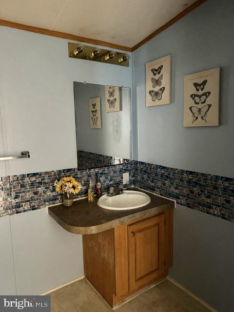 6 Green Acres Rd Property Photo 16
