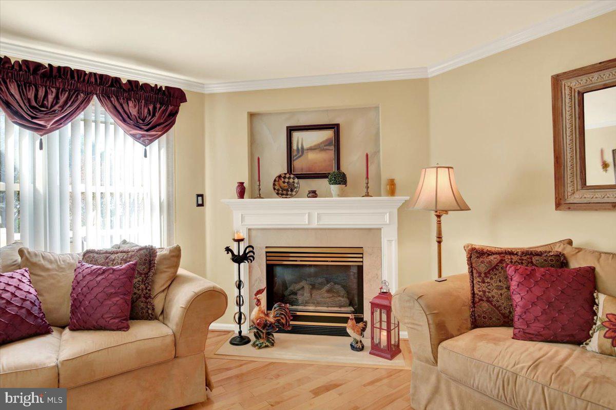 300 Elizabeth Dr Property Photo 25