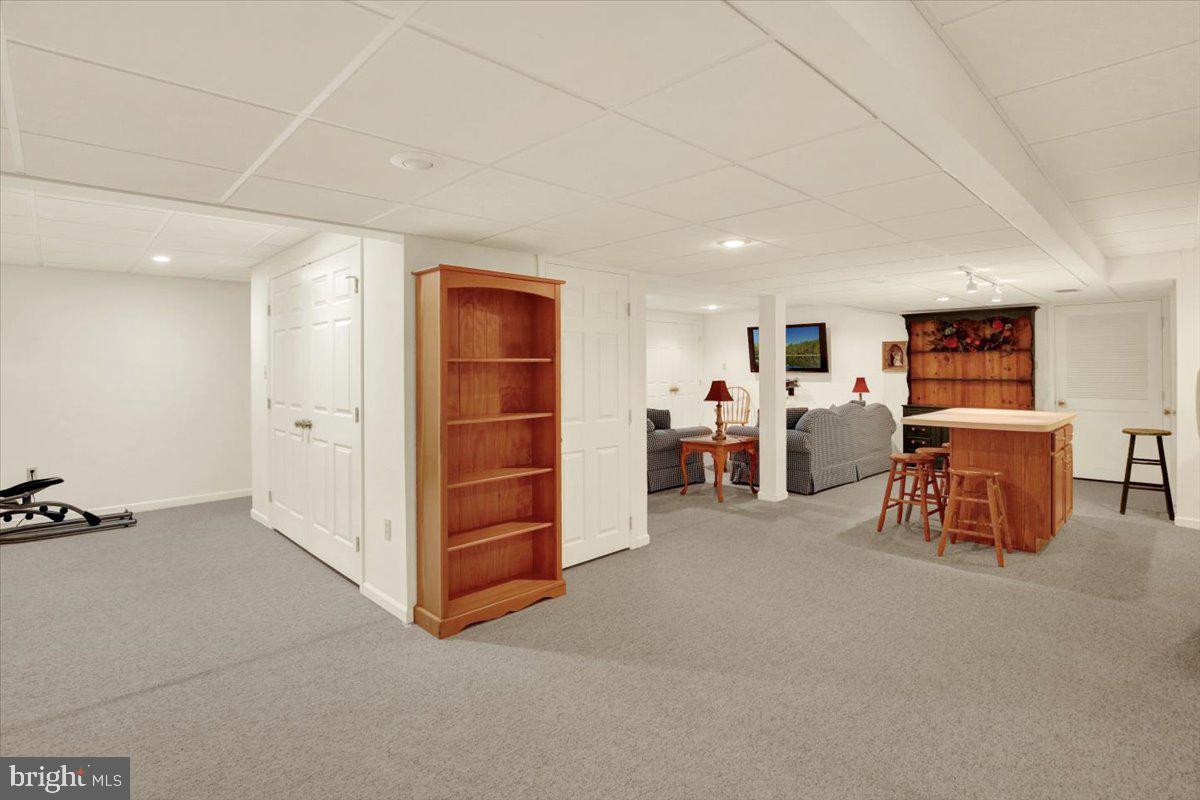 300 Elizabeth Dr Property Photo 50