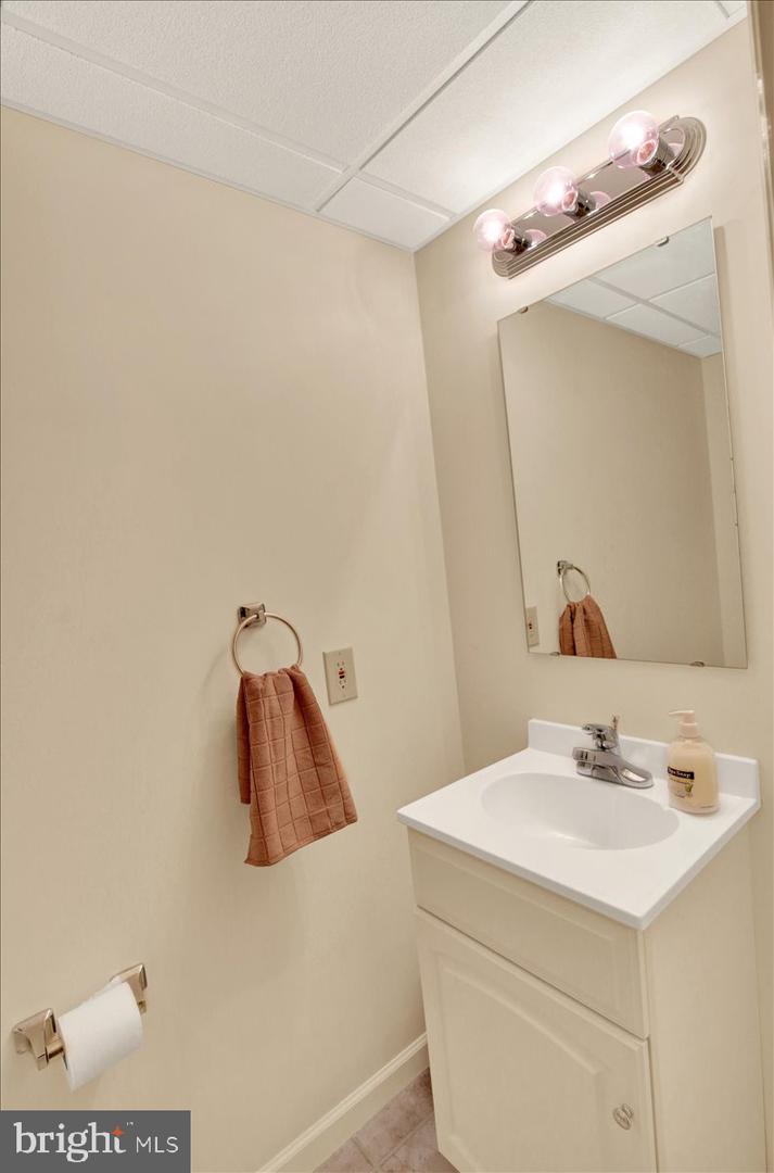 300 Elizabeth Dr Property Photo 52