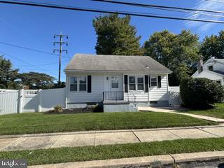 105 Gold St Property Photo 1