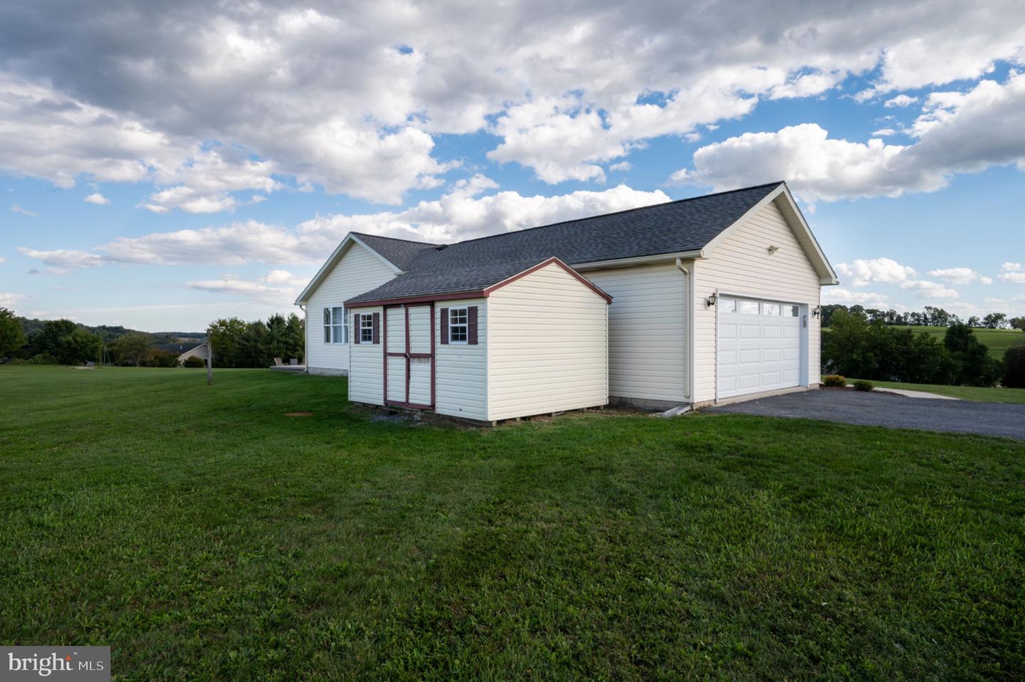 19 Swissdale Rd Property Photo 56