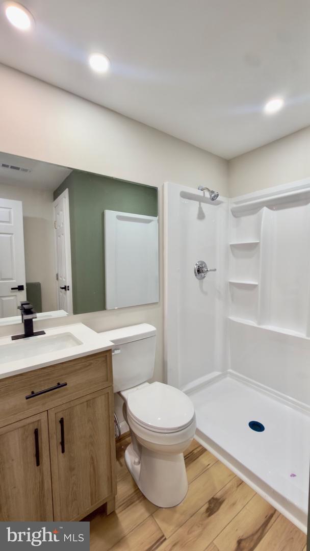 2037 Girard Ave Property Photo 39