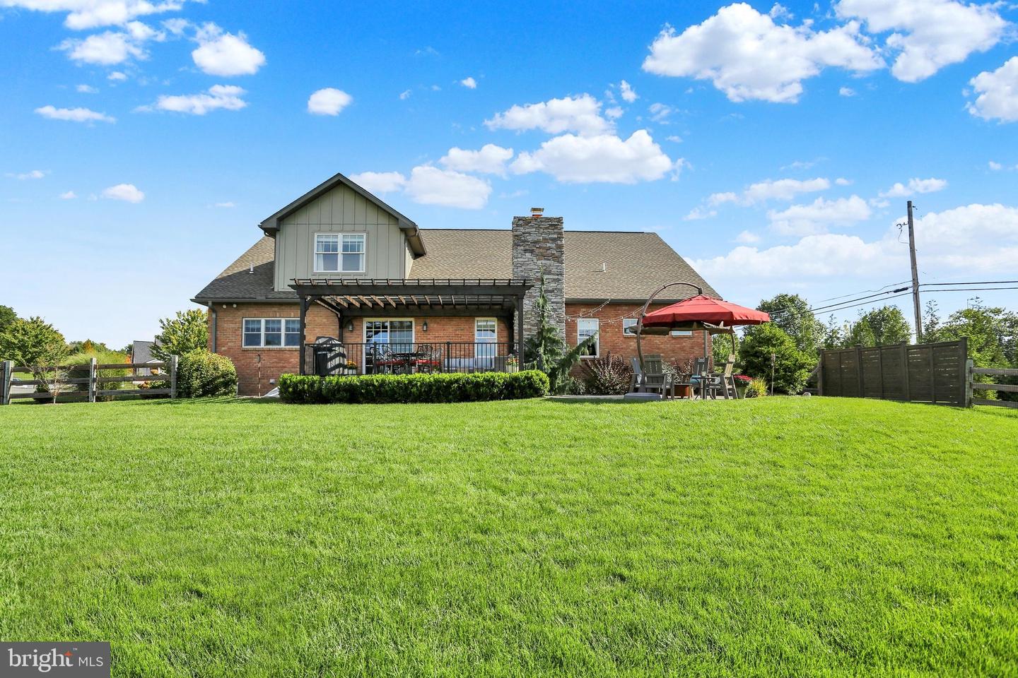 8 Career Ct Property Photo 50