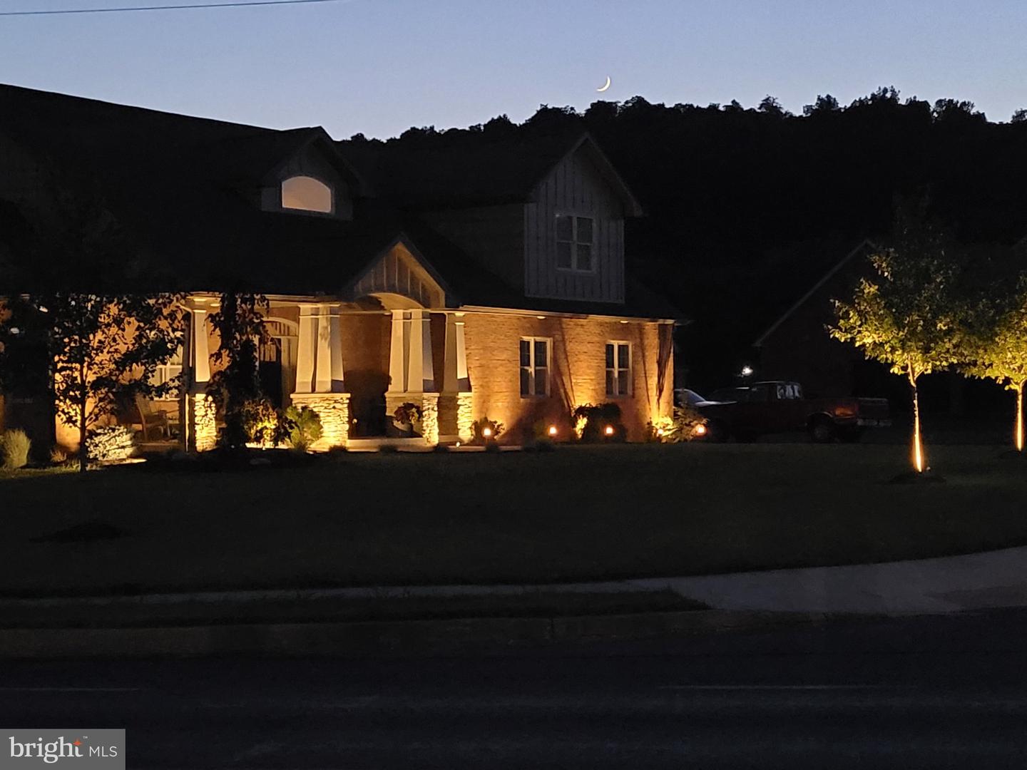 8 Career Ct Property Photo 56
