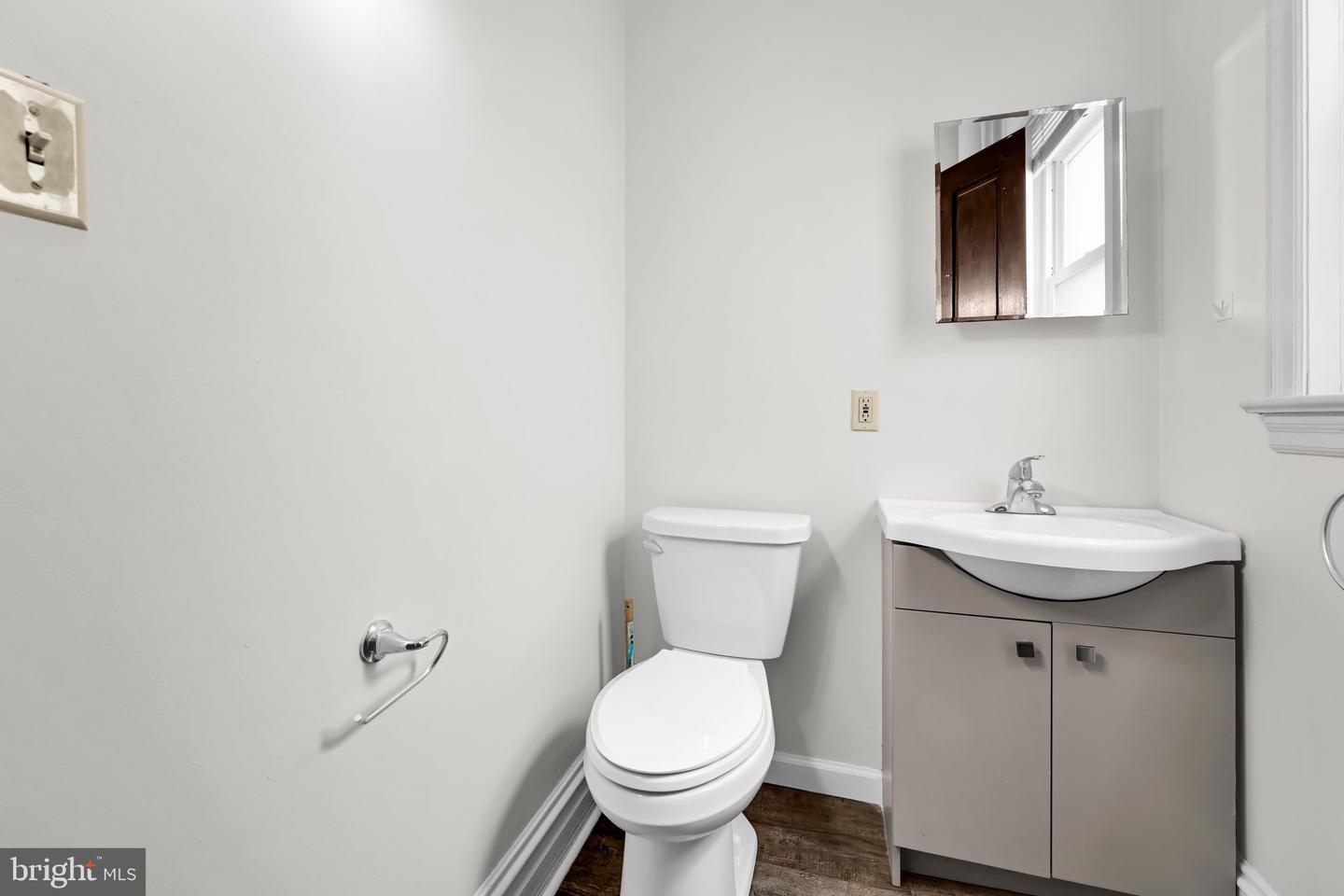 216 Greenwich St Property Photo 22