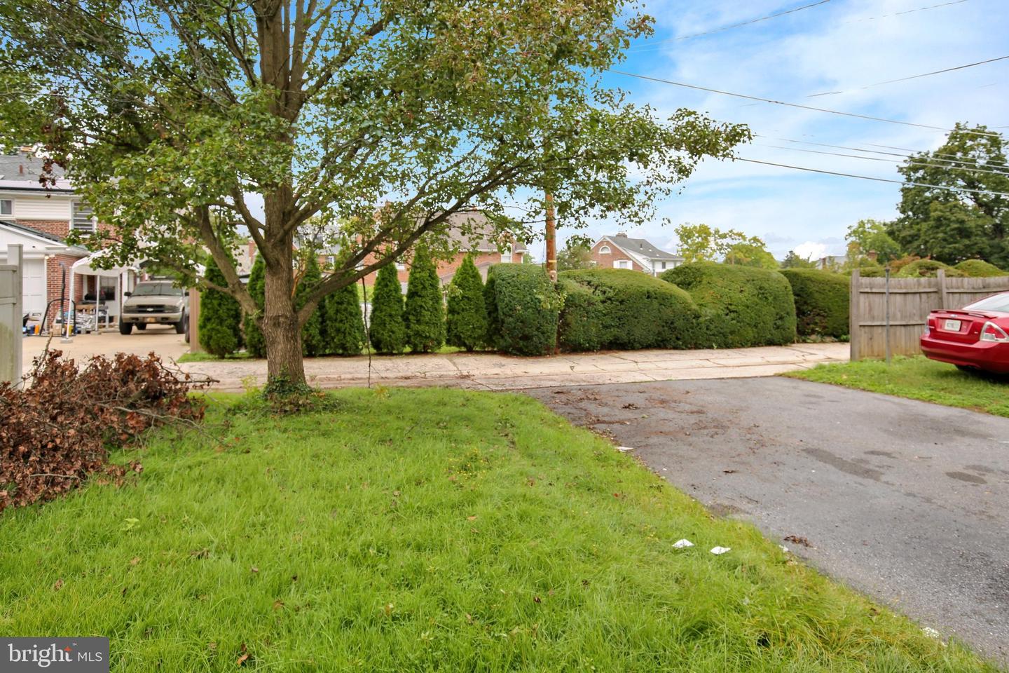 1708 Olive St Property Photo 23