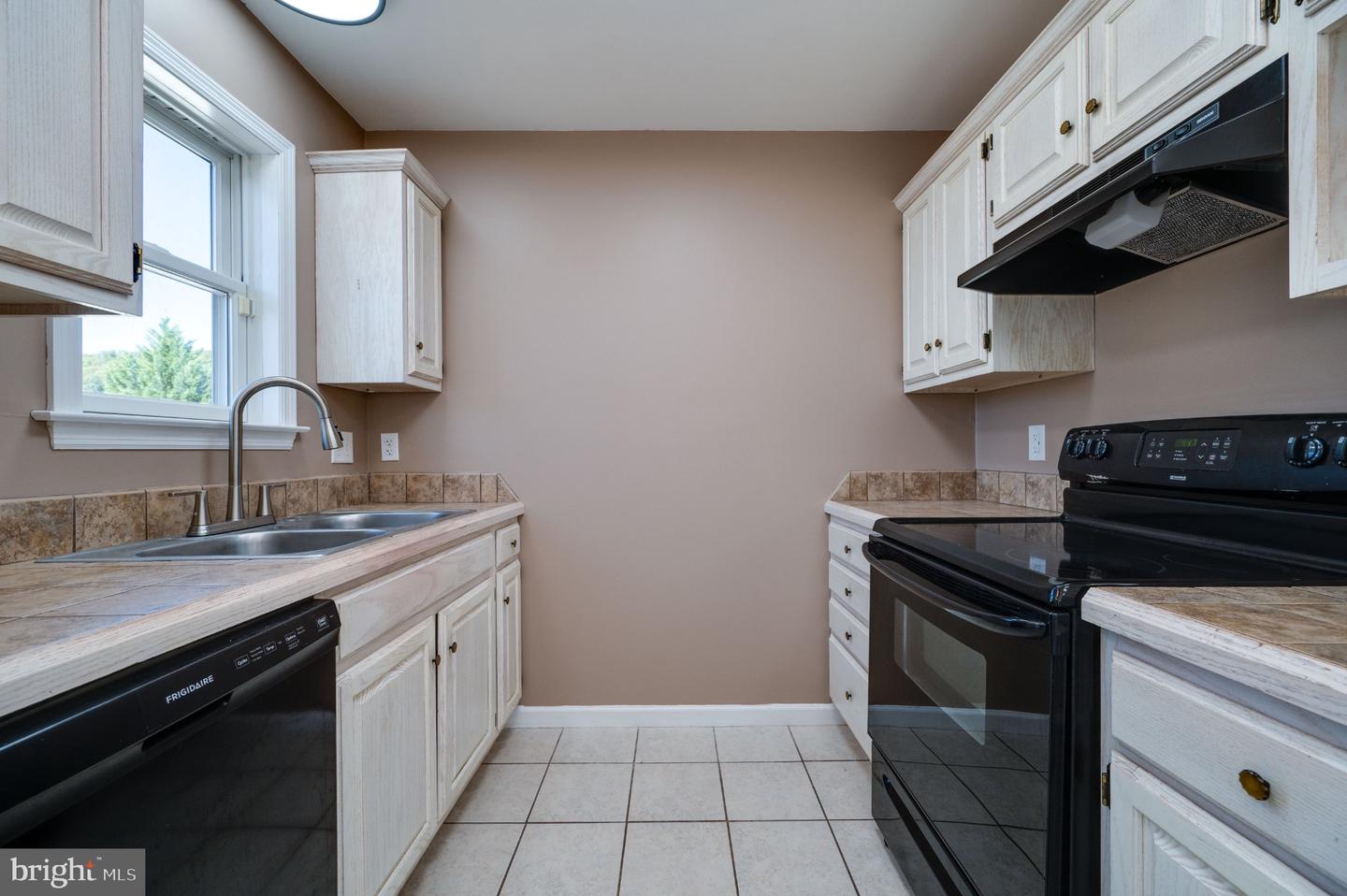 220 Woodland Ave Property Photo 13